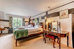 40. The Manor House at Pekes. Harold's Bedroom. 