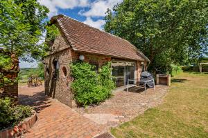 The Gardens at Pekes Manor