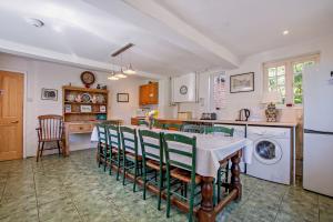 The Oast House on the Pekes Manor Estate - The Kitchen-Diner.