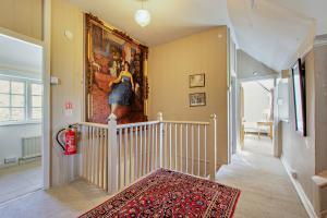 The Oast House on the Pekes Manor Estate - The Landing.