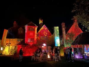 Pekes Manor at Night, on the occasion of Seth & Claire's 50th Anniversary. September 2025.